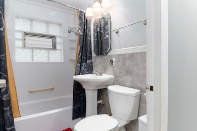 211 Ash St, Park Forest, IL 60466 - photo 7