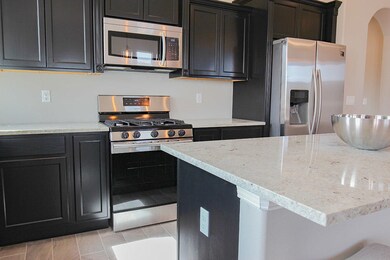 1165 Shields St, Horizon City, TX 79928 - photo 6