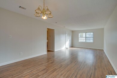 3908 Grunden Dr SW, Huntsville, AL 35805 - photo 3