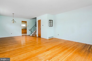 41 Evergreen Ave, Broomall, PA 19008 - photo 5