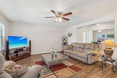 1-web-or-mls-E Flintlock Way-1005-007r