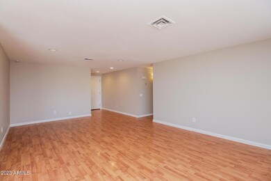 2114 N Comanche Dr, Chandler, AZ 85224 - photo 5