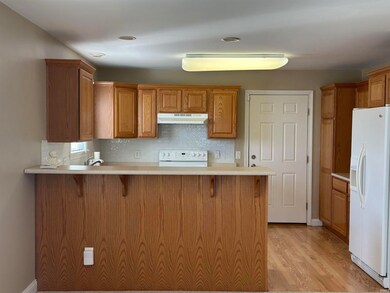 1302 W Deckard Dr, Mitchell, IN 47446 - photo 6