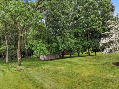 106 W Chevalier Ct, Eighty Four, PA 15330 - photo 6