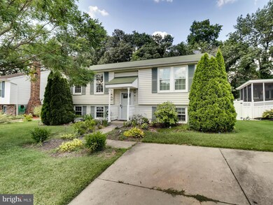 712 Highvilla Rd, Essex, MD 21221 - photo 2