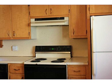 387 Branch Ave unit 2, Providence, RI 02904 - photo 3