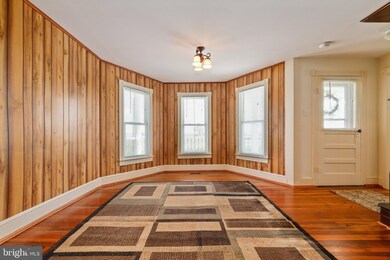 6114 Mountain Church Rd, Jefferson, MD 21755 - photo 5