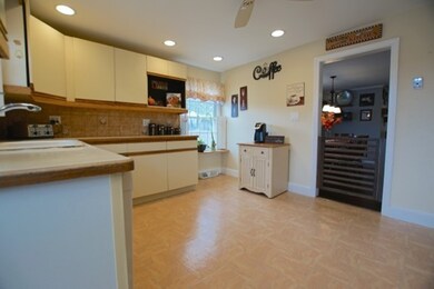 14 Greg Rd, Lynn, MA 01905 - photo 4