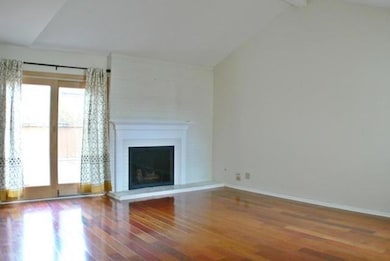 40 Sarahs Grove Ln, Schaumburg, IL 60193 - photo 3