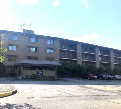 650 E Greenwich Ave unit 6-403, West Warwick, RI 02893 - photo 2