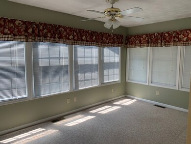 1933 W 38th St, Davenport, IA 52806 - photo 4