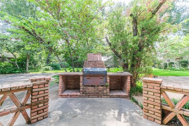 1118 Guinea Dr, Houston, TX 77055 - photo 5