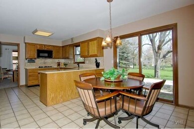 643 W Surrey Ln, Algonquin, IL 60102 - photo 5