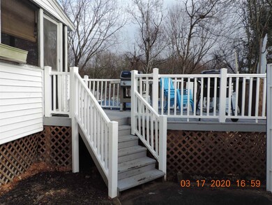 73 Tsienneto Rd unit R, Derry, NH 03038 - photo 4