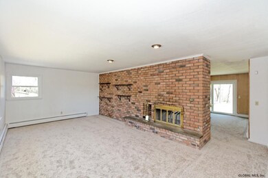 257 Bullock Rd, Slingerlands, NY 12159 - photo 3