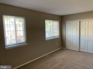 11462 Stoney Point Place, Germantown, MD 20876 - photo 6