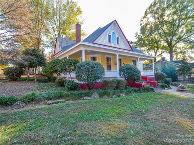 728 E Broad St, Statesville, NC 28677 - photo 2