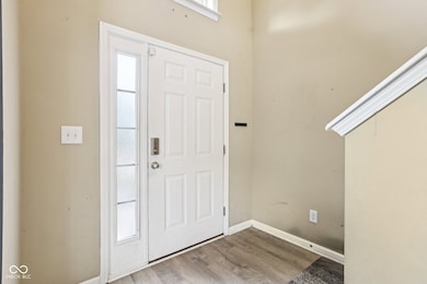 2128 Creekstone Dr, Columbus, IN 47201 - photo 4