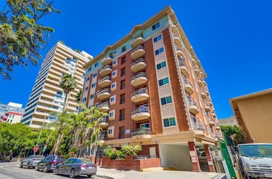 700 S Ardmore Ave unit 204, Los Angeles, CA 90005 - photo 5