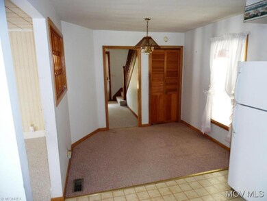 Eat-in kitchen area
