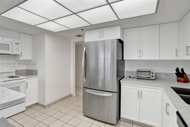 Summit Towers unit 220S, Hollywood, FL 33019 - photo 7