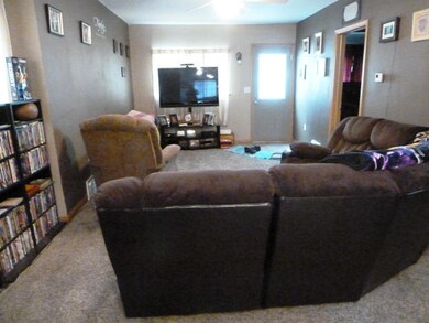 914NRowleyLivingArea1