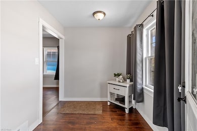 1161 Wallace Ave SE, Massillon, OH 44646 - photo 3