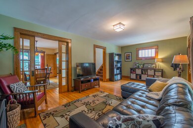 living room (3)