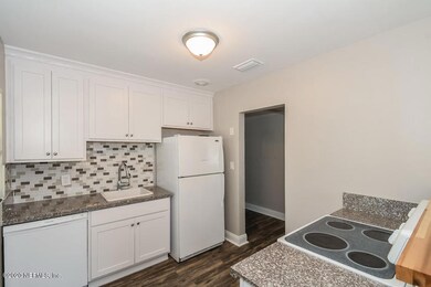 4573 Colonial Ave, Jacksonville, FL 32210 - photo 6