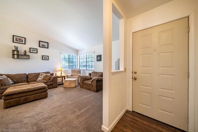 3257 Flintwood Way-6