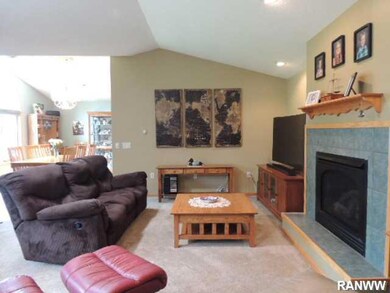 1321 4th Ave N, Menomonie, WI 54751 - photo 5