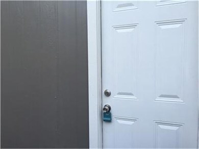 511 W Cleveland St unit 3, Alvin, TX 77511 - photo 3