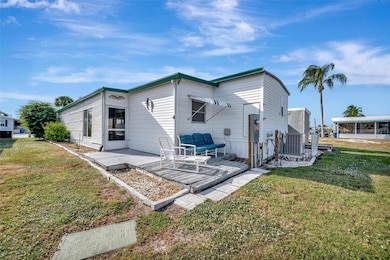 107 E Saint Johns Way, Apollo Beach, FL 33572 - photo 4