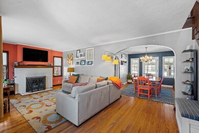 1227 48th St, Des Moines, IA 50311 - photo 3