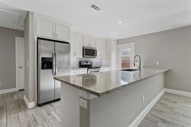 716 W Hull St, Denison, TX 75020 - photo 6