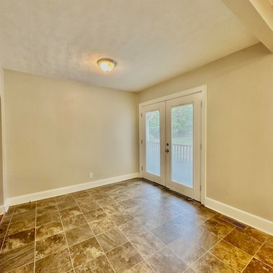 120 Hampton Ave, Florence, AL 35630 - photo 7