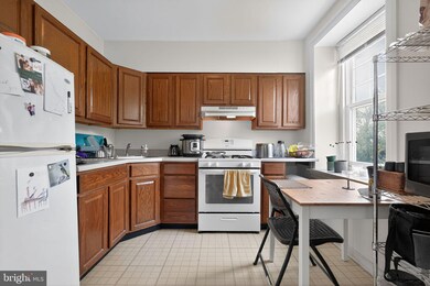 1320 Butler Pike unit 4, Conshohocken, PA 19428 - photo 6