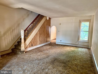 22 Beech St, Pottstown, PA 19464 - photo 3