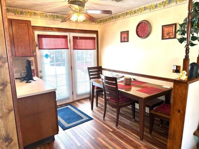 2906 Gentry Ln, Columbus, OH 43232 - photo 4