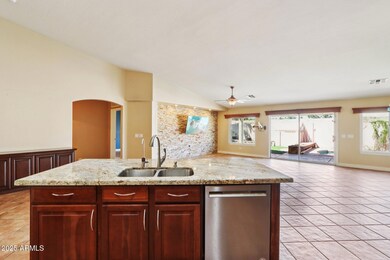 10610 E Carol Ave, Mesa, AZ 85208 - photo 6