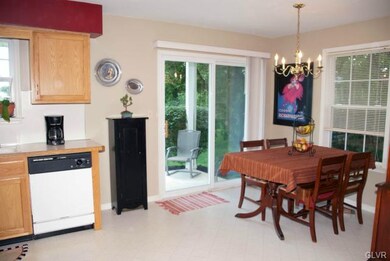 125 Crown Dr, Easton, PA 18040 - photo 6