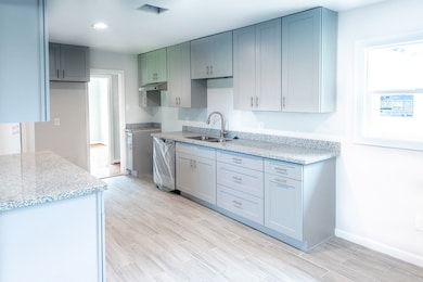 2102 Norman St, Pasadena, TX 77506 - photo 3