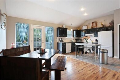 Newer floors -- tile in the kitchen!