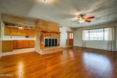 005_Living Room To Kitchen