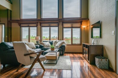 4905 Cornice Dr, Bismarck, ND 58503 - photo 6