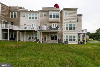 9913 Erica Ln, Laurel, MD 20723 - photo 7