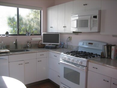 12 E Lyon Farm Dr, Greenwich, CT 06831 - photo 7