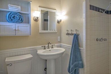 Master with Walk-in Shower