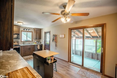 1426 E Lucas St, Algona, IA 50511 - photo 6