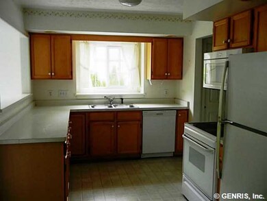 Kitchen Kitchen with Maple Cabinets